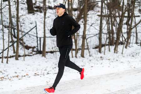 Karsten Warholm na Wings for Life 2023 na Noruega