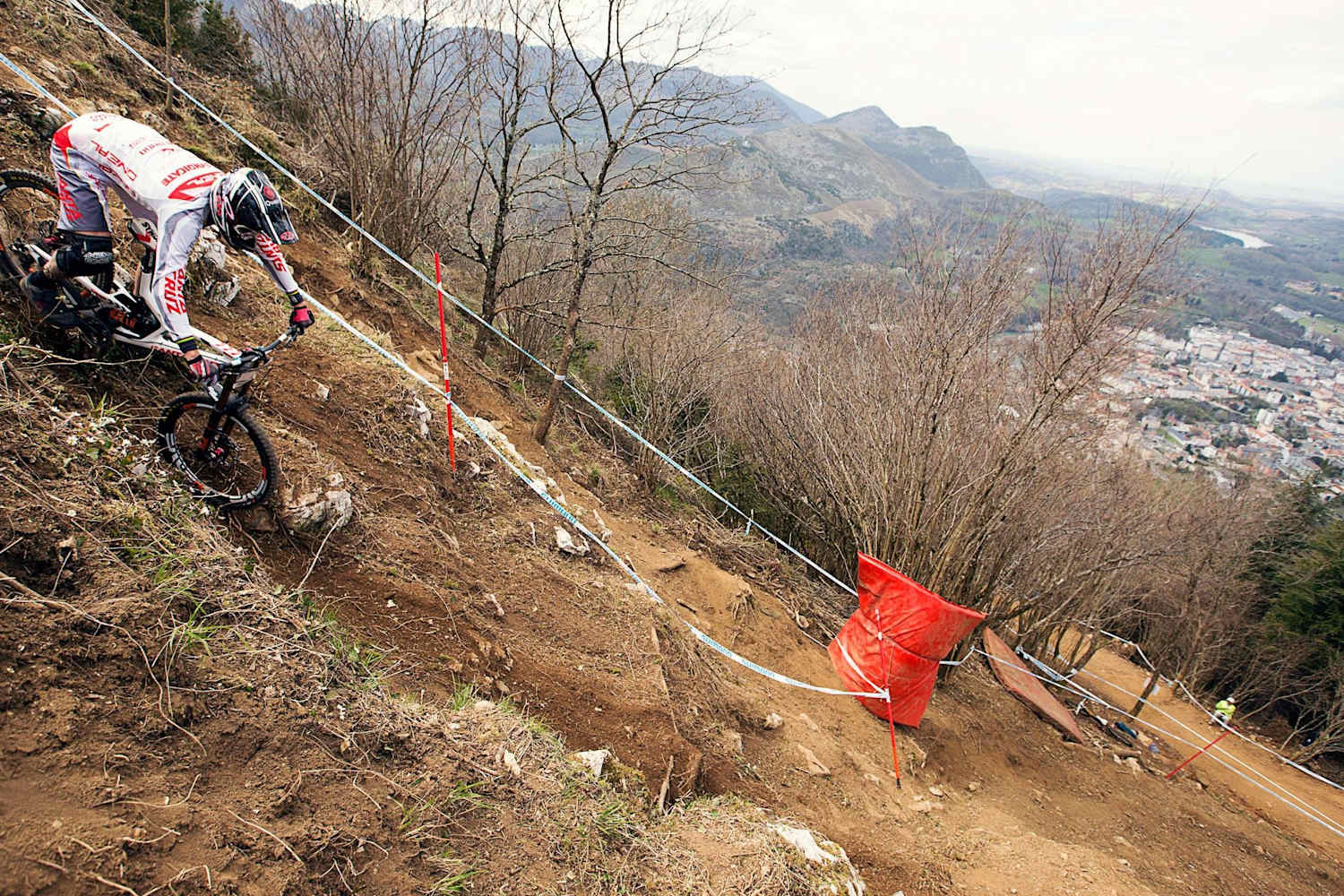 MTB Downhill Racing: 5 of the decade's biggest changes