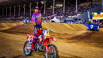 Signature2019 E7 - Red Bull Straight Rhythm Art