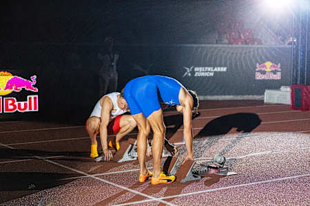 Am Ende trug Duplantis keine Schuhe mit Spikes von seinem Rivalen.