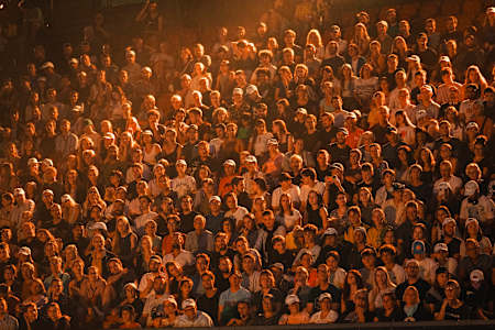 Tausende Zuschauer wollten sich den Showdown nicht entgehen lassen.