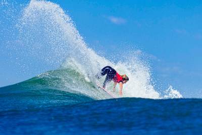 Caroline Marks participe aux finales de la WSL à Lower Trestles en Californie.