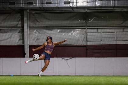  Jaedyn Shaw during soccer training in Raleigh, North Carolina, USA on March 1, 2025. 