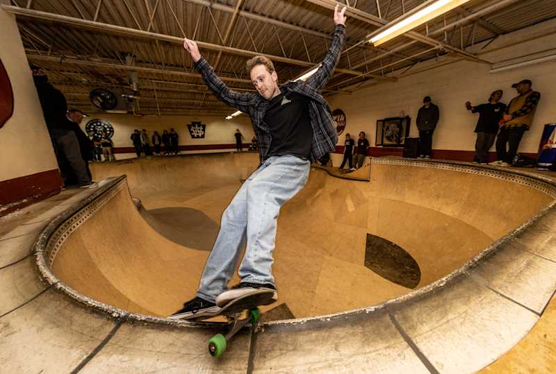 Tricks Skateboard Complete „Bowl“ – 7,875 Zoll Komplettboard Für Anfänger & Fortgeschrittene