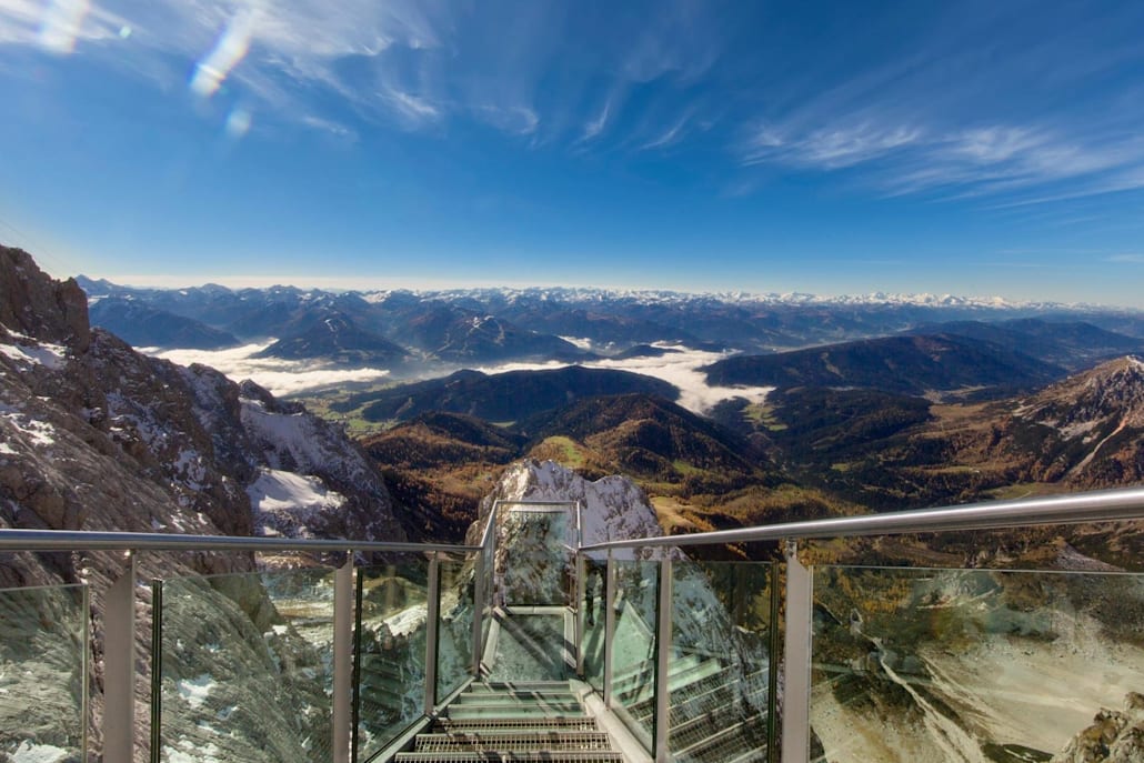 Dachstein Skywalk bridge to nowhere