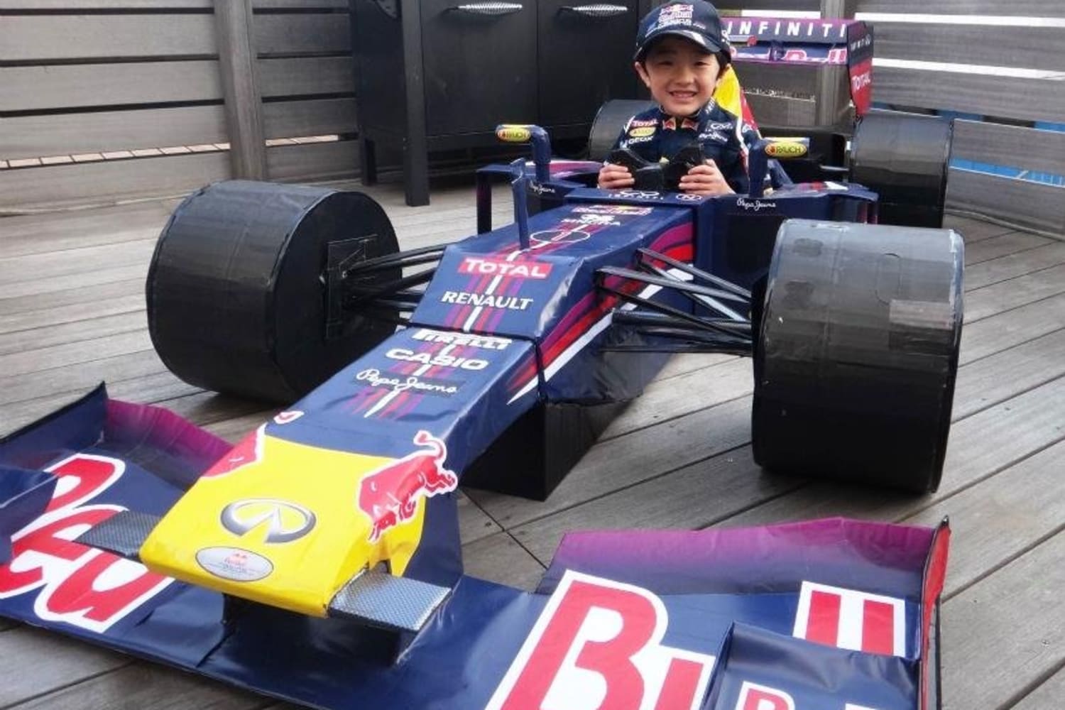 Kid Builds His Own Cardboard Red Bull Rb9
