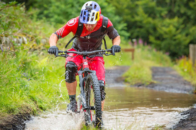 danny macaskill enduro bike