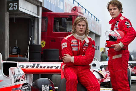 Chris Hemsworth (James Hunt) and Daniel Brühl (Niki Lauda)
