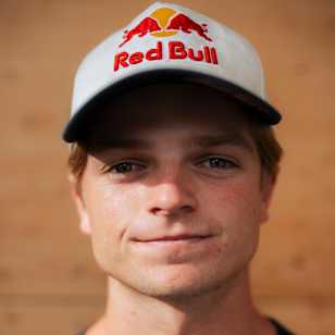 Asa Vermette posa durante il Red Bull Performance Camp 2026 a Schladming, in Austria. 