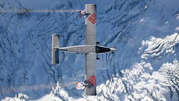 The Soul Flyers are about to enter into this plane at full speed!