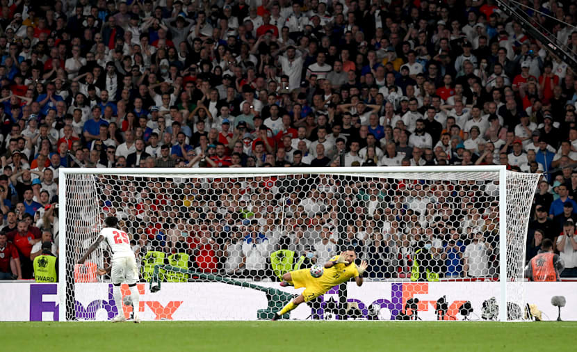 Gianluigi Donnarumma Get To Know The Italian Keeper