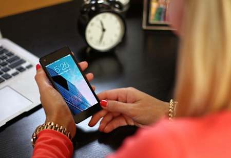 Los teléfonos móviles también dificultan la toma de decisiones.