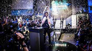 Bomber wins WCS Season 2