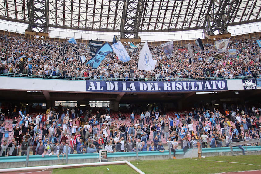 fanaty bolelshiki futbol stadiony