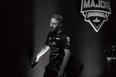 Le joueur suédois Olofmeister a raté les play-offs pour la première fois au StarLadder Major Berlin 2019 sur CS:GO.