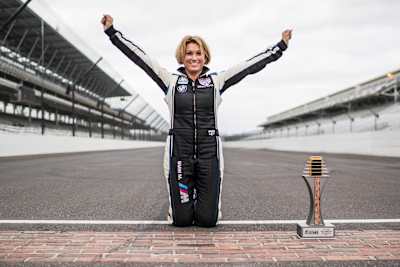 Mélanie Astles après sa victoire lors de la Challenger Cup de la Red Bull Air Race à Indianapolis