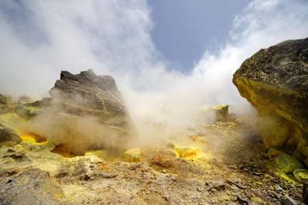 ストロンボリ島の噴煙