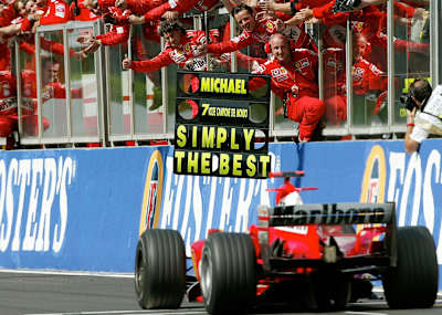 Michael Schumacher celebra su séptimo título