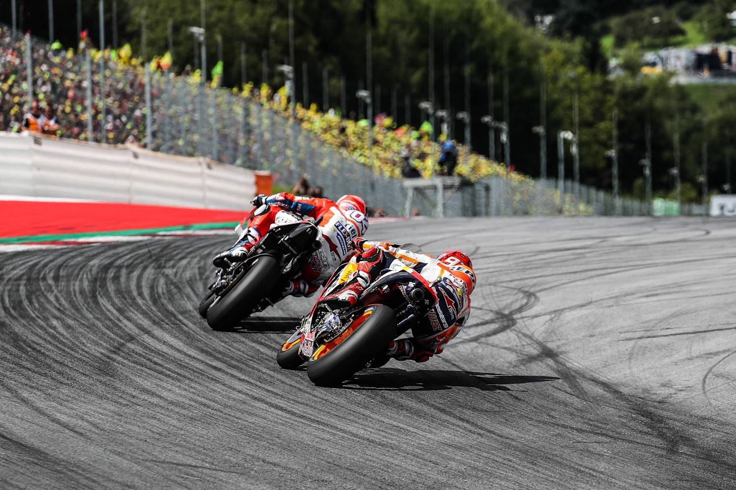 MotoGP Spielberg 2018 Alle Rennen live bei ServusTV
