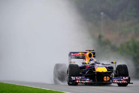 La primera victoria de Red Bull en 2010, en Malasia.