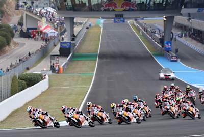 Haruki Noguchi getting the holeshot at Race 1 in Jerez 2019