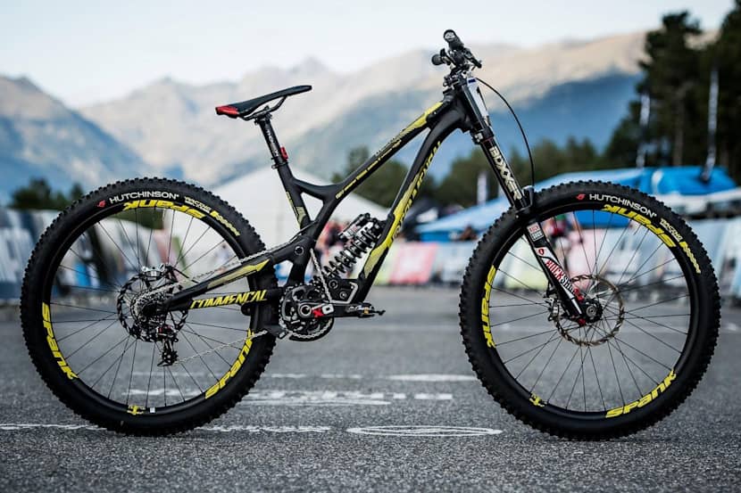 Commencal supreme hotsell dh 2016