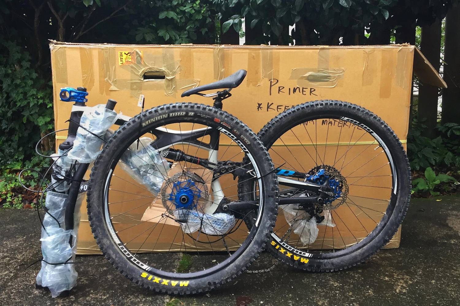 bonza bike box packing