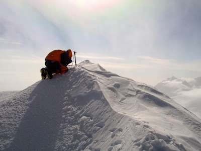 Sean Swarner pictured atop a mountain