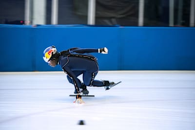 Maame Biney beim Speedskating in Ogden, UT . 