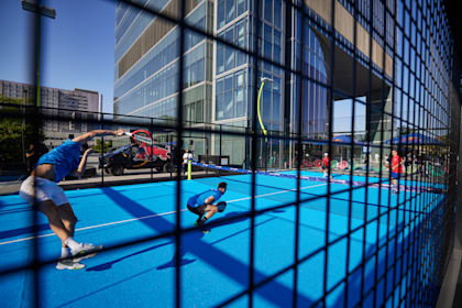 Devam eden bir padel maç