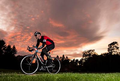 プロテインの摂取は長距離・長時間のスポーツには不可欠