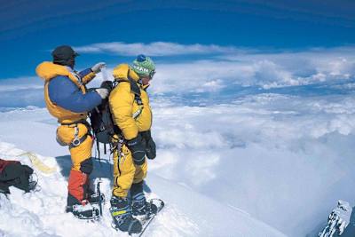Le snowboardeur Marco Siffredi au Mont Everest (Népal).