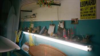 En San Diego, California, es donde nacen las tablas de surf que fabrica Chris Christenson.