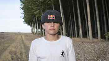 Red bull skate beanie hot sale