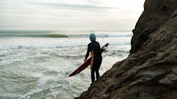 Alan van Gysen scopes out the waves in Morocco during filming for No Contest S2 E2