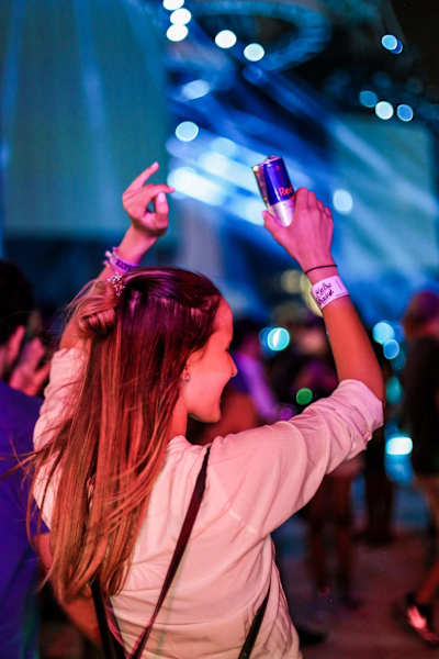 Bailando en Electric Paradise 