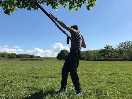 How to single arm squat row using a TRX