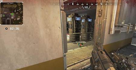 ドアはグレネードで破壊できるが、銃撃戦に備えよう