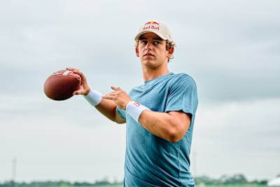 Arch Manning beim Quarterback-Training in Louisiana, Vereinigte Staaten, am 29. Juni 2025.