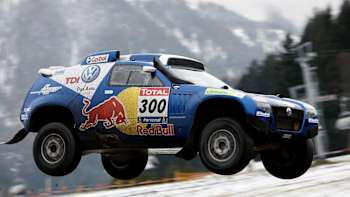 Happy days testing the Dakar VW Touareg
