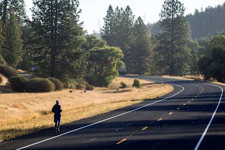 Pete Kostelnick running across America.