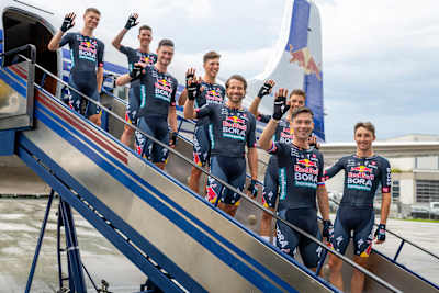 Cyklistický tím Red Bull - BORA - hansgrohe:  Jai Hindley, Aleksandr Vlasov, Marco Haller, Nico Denz, Matteo Sobrero, Primož Roglič, Bob Jungels a Danny van Poppel.