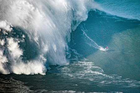 Gabeira's world record-breaking 20.72m big wave