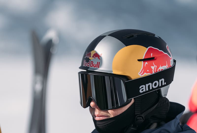 Take part and design Seb Toots snowboard helmet and win