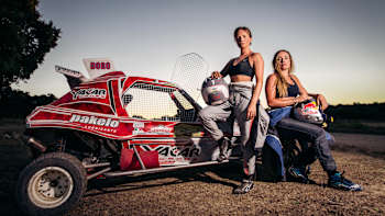 Drive me Crazy EP1 - Kart Cross - Tony Cairoli & Dorothea Wierer Art