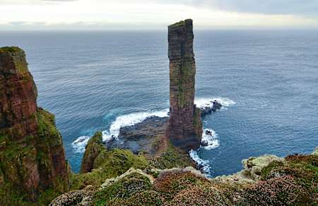 Le Old Man of Hoy dans les Orcades en Écosse