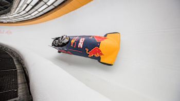 Avant le Grand Prix de Russie, le pilote de Formule 1 Daniil Kvyat a essayé le bobsleigh.
