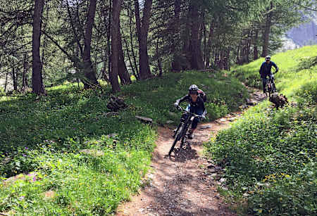 Ko spustiš ročice zavor