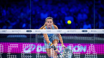 Claudia Fernández Sánchez showcases her skill at Premier Padel 2024 Finals in Barcelona, delivering a thrilling performance on December 22