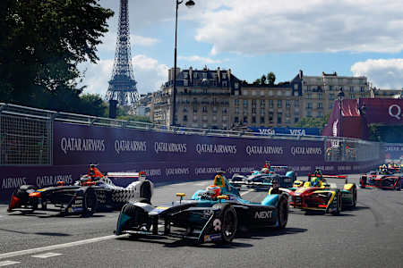 Autos beim E-Prix 2017 in Paris.